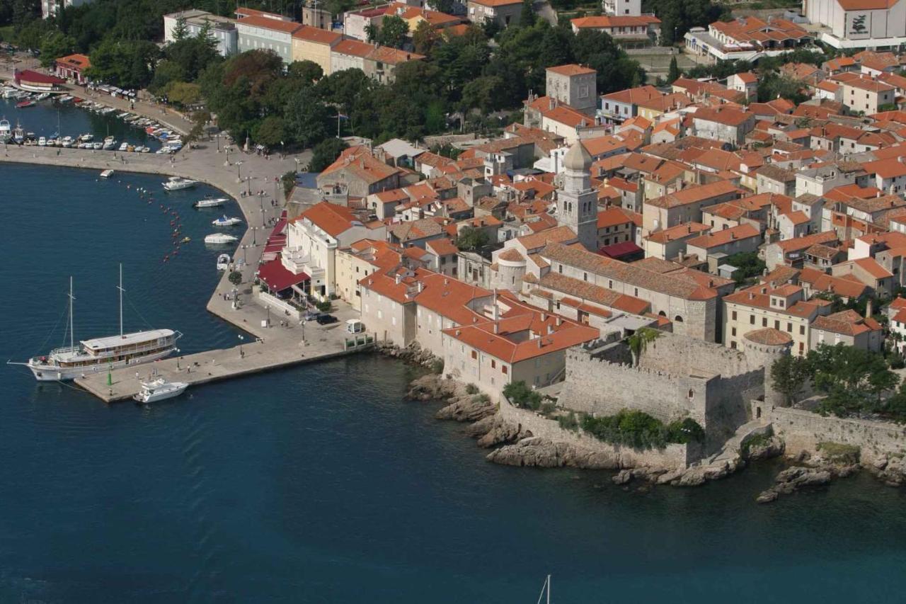 Apartments In Cizici/Insel Krk 31083 Exterior photo
